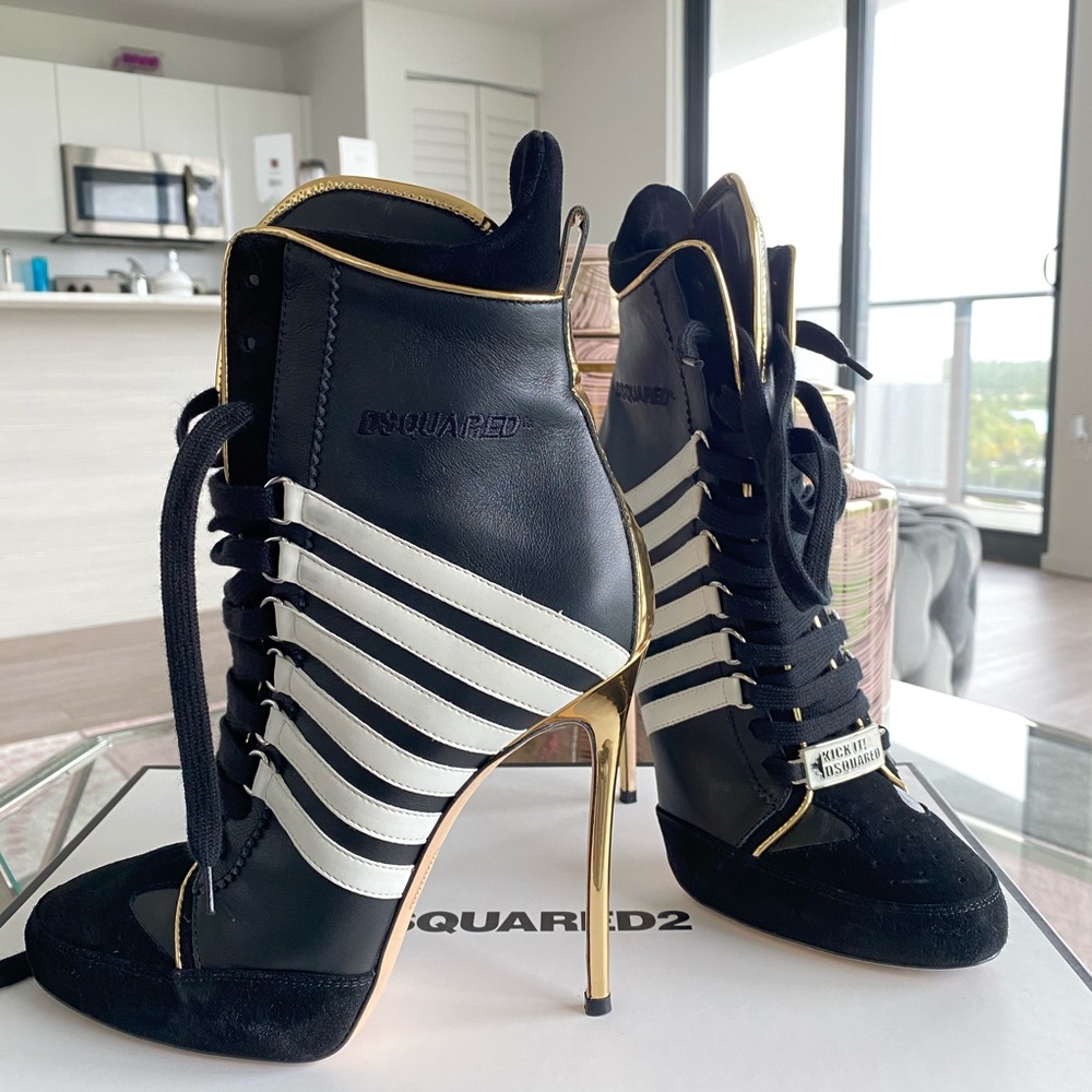 Authentic DSQUARED BOOTS